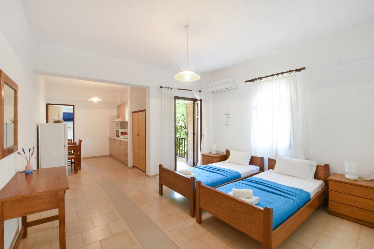 Galini Apartments Achlia Екстериор снимка