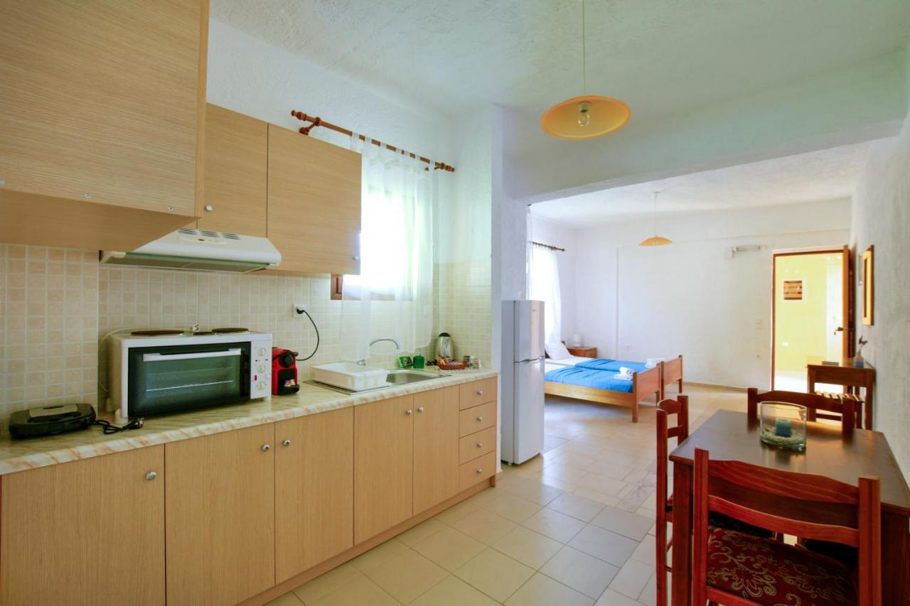 Galini Apartments Achlia Екстериор снимка